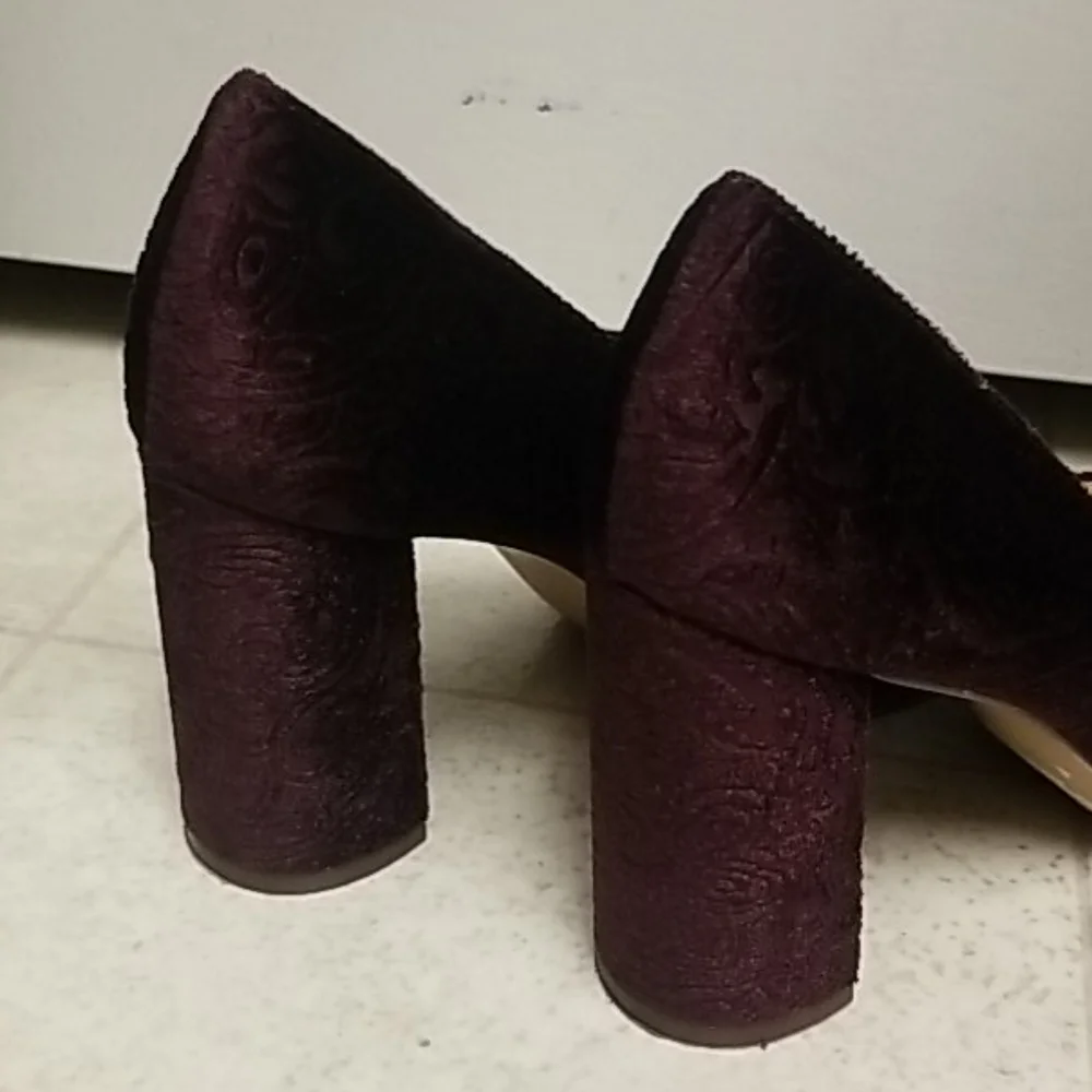 [Like New] NINE WEST velvet purple heels jayvee